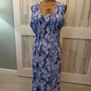 WOMAN WITHIN SLEEVELESS DRESS 18/20 PETITE